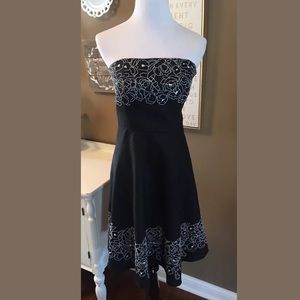 Ann Taylor LOFT A-Line Black Linen Floral Dress